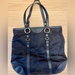 EUC!!! LAUREN by RALPH LAUREN Women’s stylish highly versatile tote, Color Black